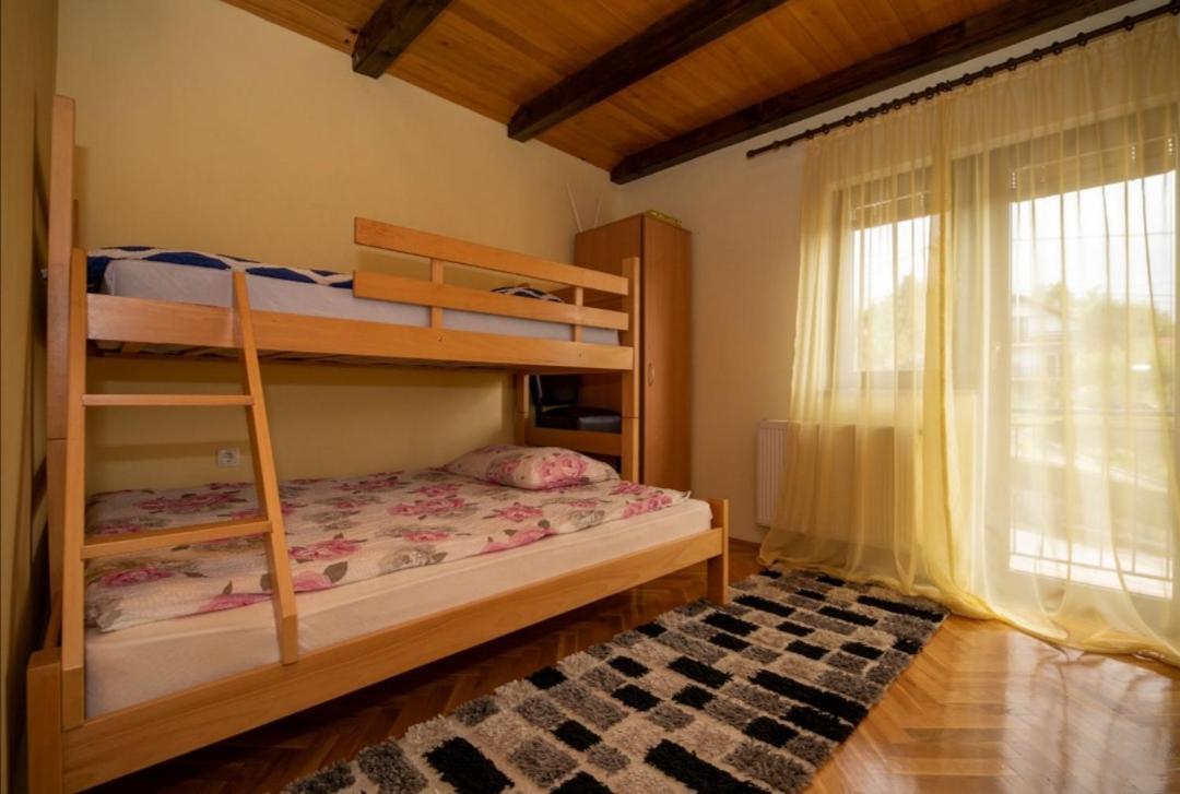 Holiday Home Lana Fužine エクステリア 写真