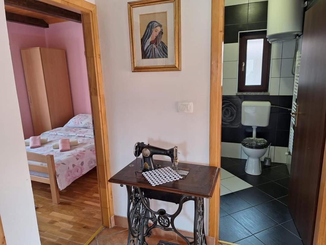 Holiday Home Lana Fužine エクステリア 写真